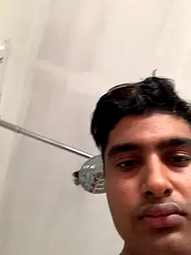 Snapshot of SweetFatBoy chatting on September 22, 2:46 am SweetFatBoy online show from September 22, 2:46 am