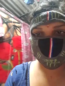 Snapshot of HotSexyBoudi chatting on October 31, 9:10 am HotSexyBoudi online show from October 31, 9:10 am