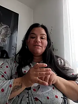 Julieta-tits online show from February 16, 1:40 pm