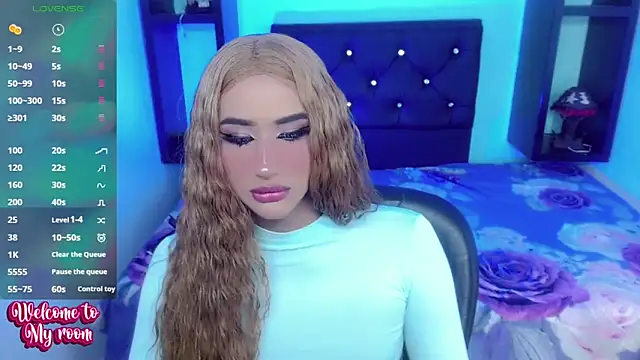 kinverly sexyx online show from April 5, 4:20 am