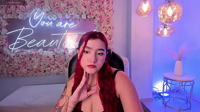 ViolettCastel online show from September 24, 6:55 pm