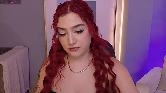 ViolettCastel online show from November 12, 7:46 pm