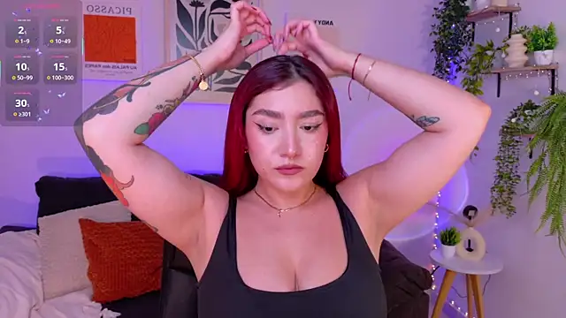 Snapshot of ViolettCastel chatting on May 18, 8:47 pm ViolettCastel online show from May 18, 8:47 pm