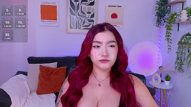 Snapshot of ViolettCastel chatting on June 9, 7:03 pm ViolettCastel online show from June 9, 7:03 pm