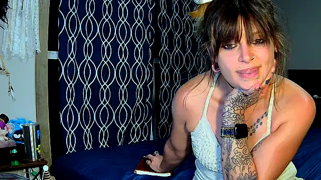 ZeelaXoXo online show from September 17, 4:36 am