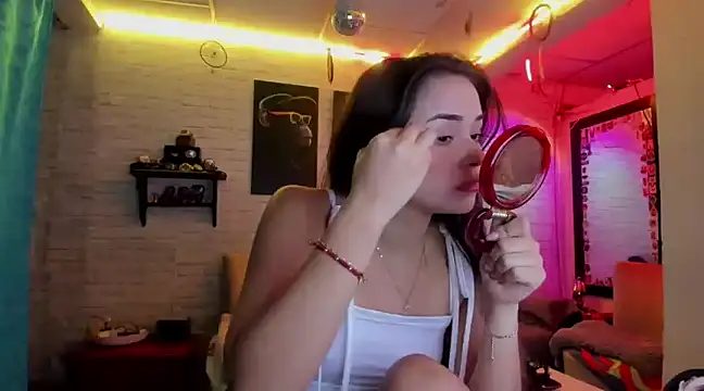 Kimmymadison- online show from February 5, 9:29 pm