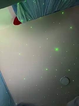 Kimmymadison- online show from October 12, 1:15 am