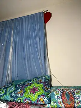 Kimmymadison- online show from October 16, 7:48 pm