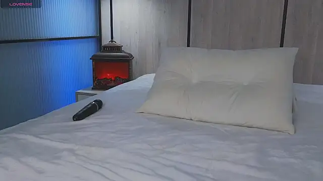 Snapshot of Monikacutie chatting on March 23, 7:31 am Monikacutie online show from March 23, 7:31 am