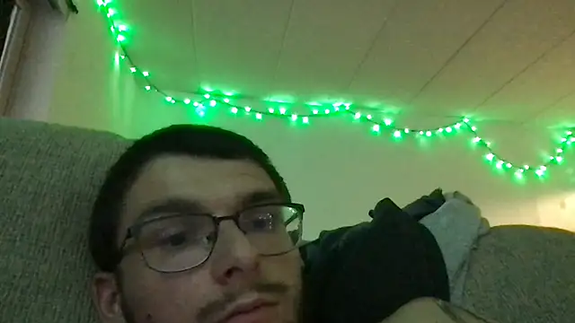 hungkubenski online show from September 22, 11:01 am