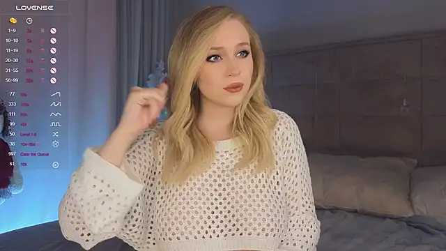 Snapshot of AsteriaHamel chatting on January 5, 11:15 am AsteriaHamel online show from January 5, 11:15 am