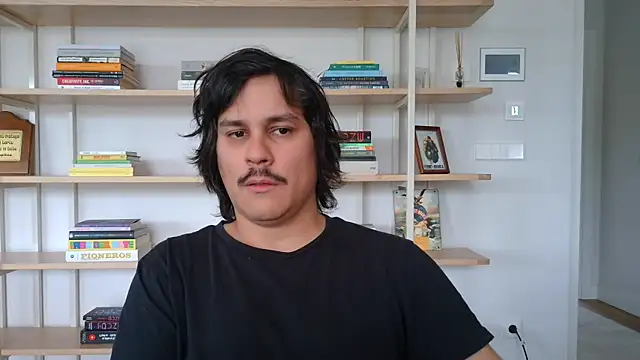 nick788622 online show from May 17, 11:17 am