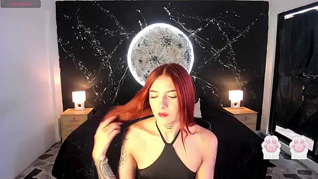 Snapshot of VictoriaRosse_ chatting on January 23, 10:33 pm VictoriaRosse online show from January 23, 10:33 pm