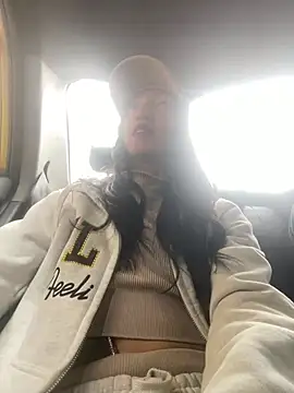 peiton steele7 online show from April 11, 3:49 pm