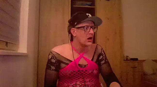 Bigthroaterboy online show from February 9, 2:17 am