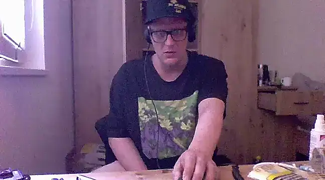 Bigthroaterboy online show from March 1, 12:12 pm