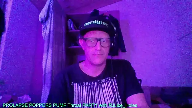 Bigthroaterboy online show from October 23, 8:18 pm