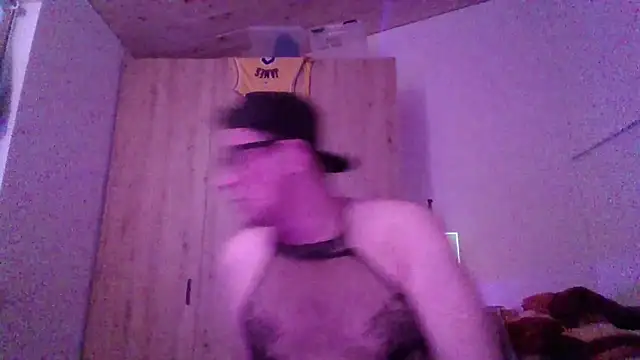 Bigthroaterboy online show from November 8, 2:39 pm