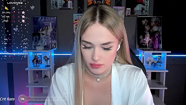 Snapshot of Ellen_Soft chatting on January 15, 8:26 pm Ellen Soft online show from January 15, 8:26 pm