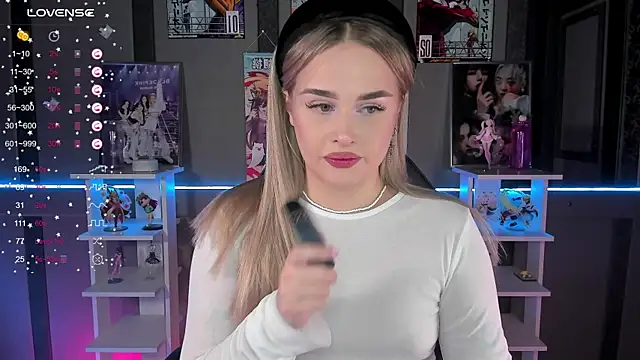 Snapshot of Ellen_Soft chatting on September 25, 5:16 pm Ellen Soft online show from September 25, 5:16 pm