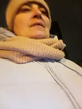 Snapshot of Women-pleasures chatting on January 24, 3:02 pm Women-pleasures online show from January 24, 3:02 pm