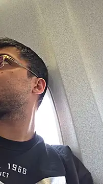 Snapshot of istebenboylebiradamim chatting on January 6, 11:14 am istebenboylebiradamim online show from January 6, 11:14 am