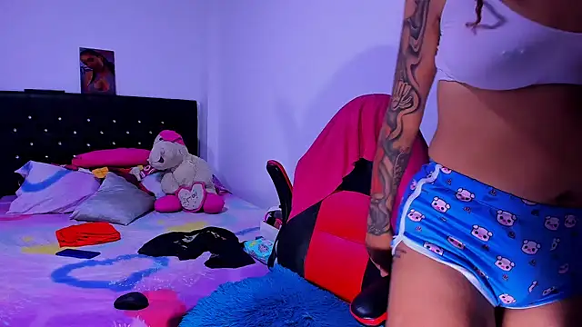 kerlysmith 24 online show from January 30, 7:37 pm