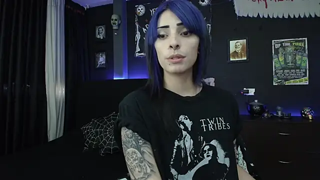 Snapshot of Goddess_Mortem chatting on February 10, 10:40 pm Goddess Mortem online show from February 10, 10:40 pm