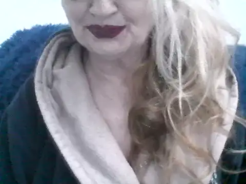 CarlyTreat online show from February 10, 6:13 pm