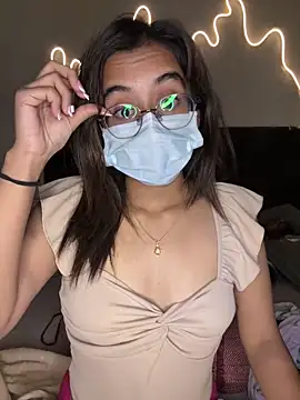 HotIndianCouple  8 online show from December 13, 7:32 pm