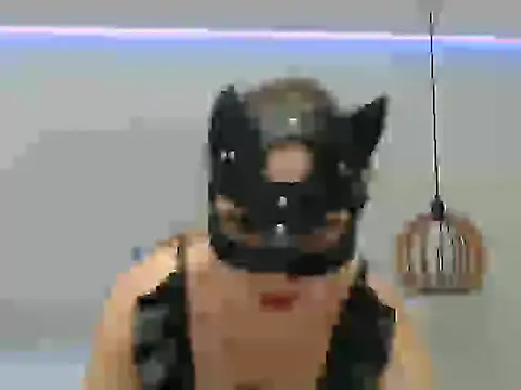 Snapshot of AlyssaNeon chatting on November 14, 7:01 pm AlyssaNeon online show from November 14, 7:01 pm