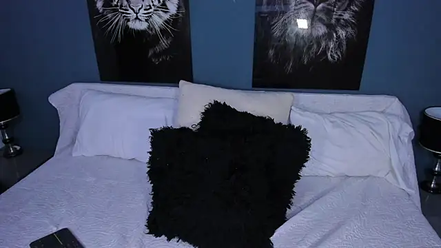 Liana Bernocchi online show from March 15, 11:28 pm