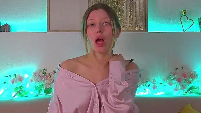 LiliaBianka online show from February 18, 6:37 am