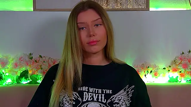 LiliaBianka online show from February 18, 3:54 pm