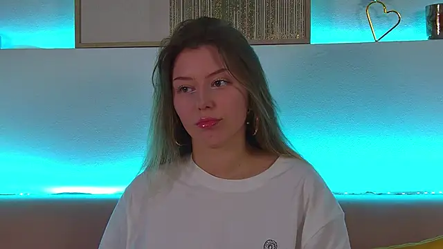 LiliaBianka online show from March 18, 3:53 pm