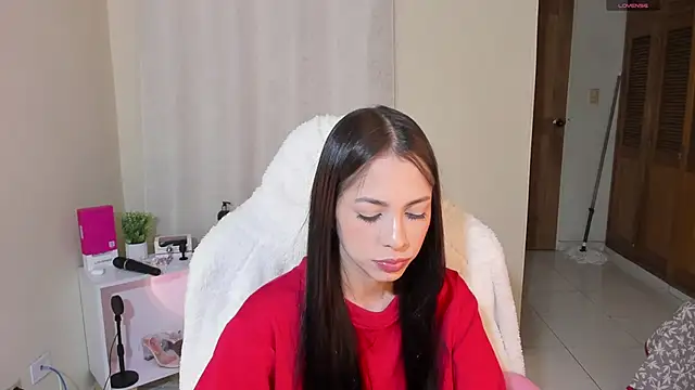 shanakendal2 online show from March 7, 1:51 pm