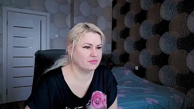 Snapshot of natusik chatting on March 14, 4:54 am natusik online show from March 14, 4:54 am