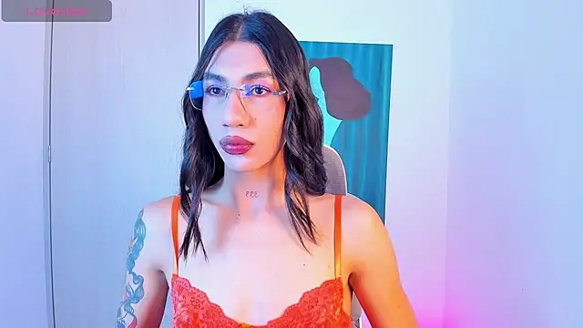 Snapshot of sofiaa_grey_ chatting on February 22, 2:04 pm sofiaa grey online show from February 22, 2:04 pm