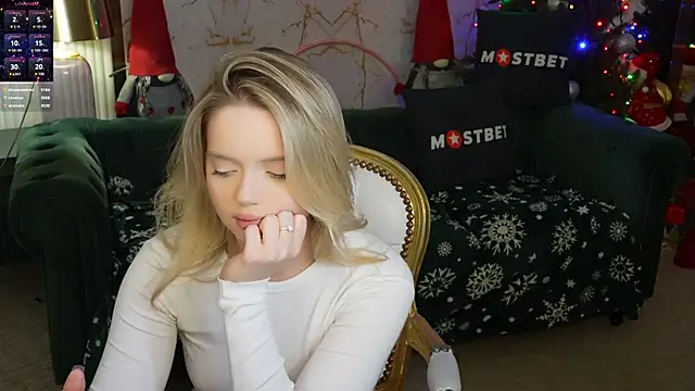 Cassy-Celestial  online show from December 23, 6:11 am