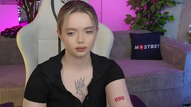 Cassy-Celestial  online show from January 13, 3:34 am