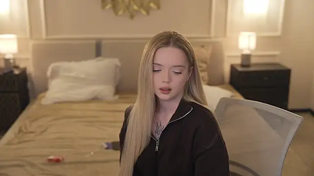 Cassy-Celestial  online show from November 10, 9:08 am