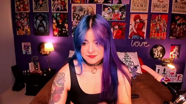 Snapshot of anne_cross chatting on December 13, 3:38 am anne cross online show from December 13, 3:38 am