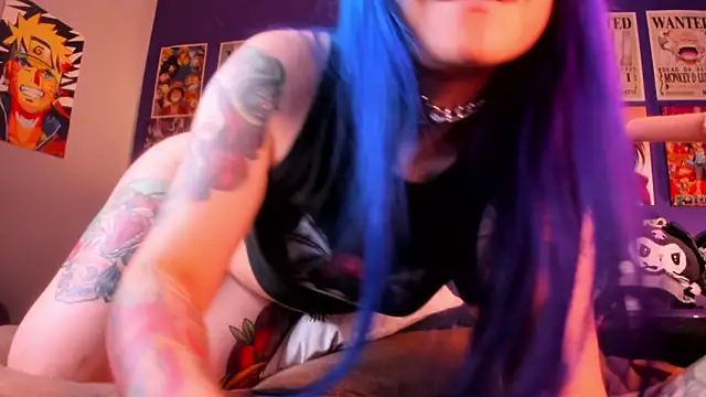 Snapshot of anne_cross chatting on January 14, 5:30 am anne cross online show from January 14, 5:30 am