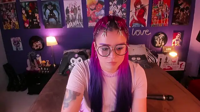 anne cross online show from November 20, 9:58 pm