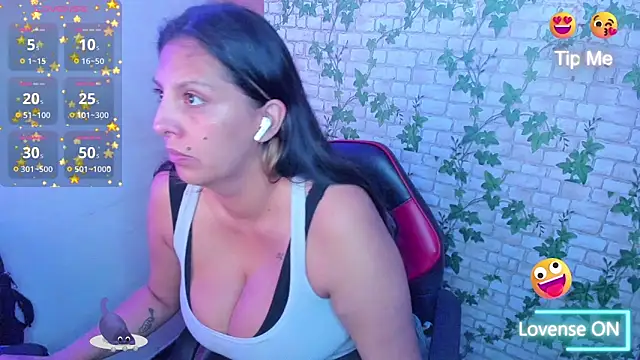 MIABOOBS   online show from December 19, 2:51 am