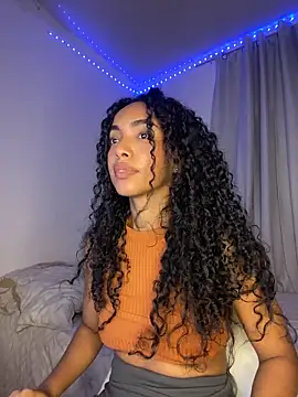 Snapshot of nicoleebony1 chatting on October 29, 7:48 pm nicoleebony1 online show from October 29, 7:48 pm