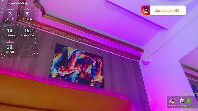 milan delrey online show from December 29, 2:21 pm