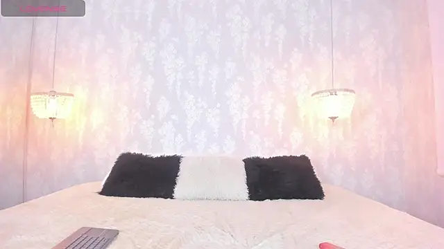 leigh-angels online show from November 9, 9:57 pm