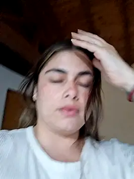 Juliietha servas online show from October 2, 1:12 am