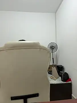 Sol biglips online show from April 23, 4:09 pm